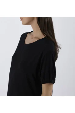 abito lungo con placchette alle spalle nero