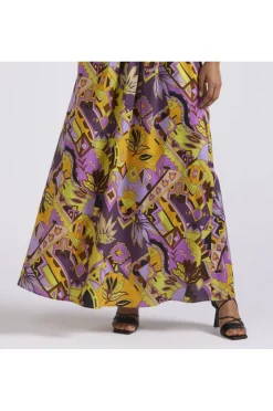 abito lungo con top lavorato a crochet e gonna stampata etnica multicolor