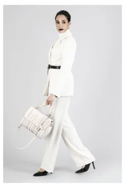 bauletto plissettato con ciondolo logato avorio