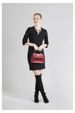 borsa a mano con pattina in velluto bordeaux