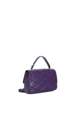 borsa media con pattina trapuntata con borchie esagonali viola