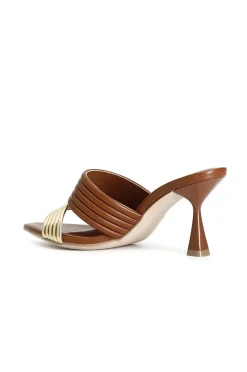 ciabatta bicolor con listini imbottiti cuoio/oro