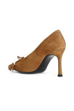 décolleté in camoscio con nappine cuoio