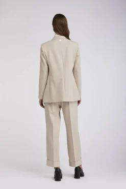 giacca over monopetto burro