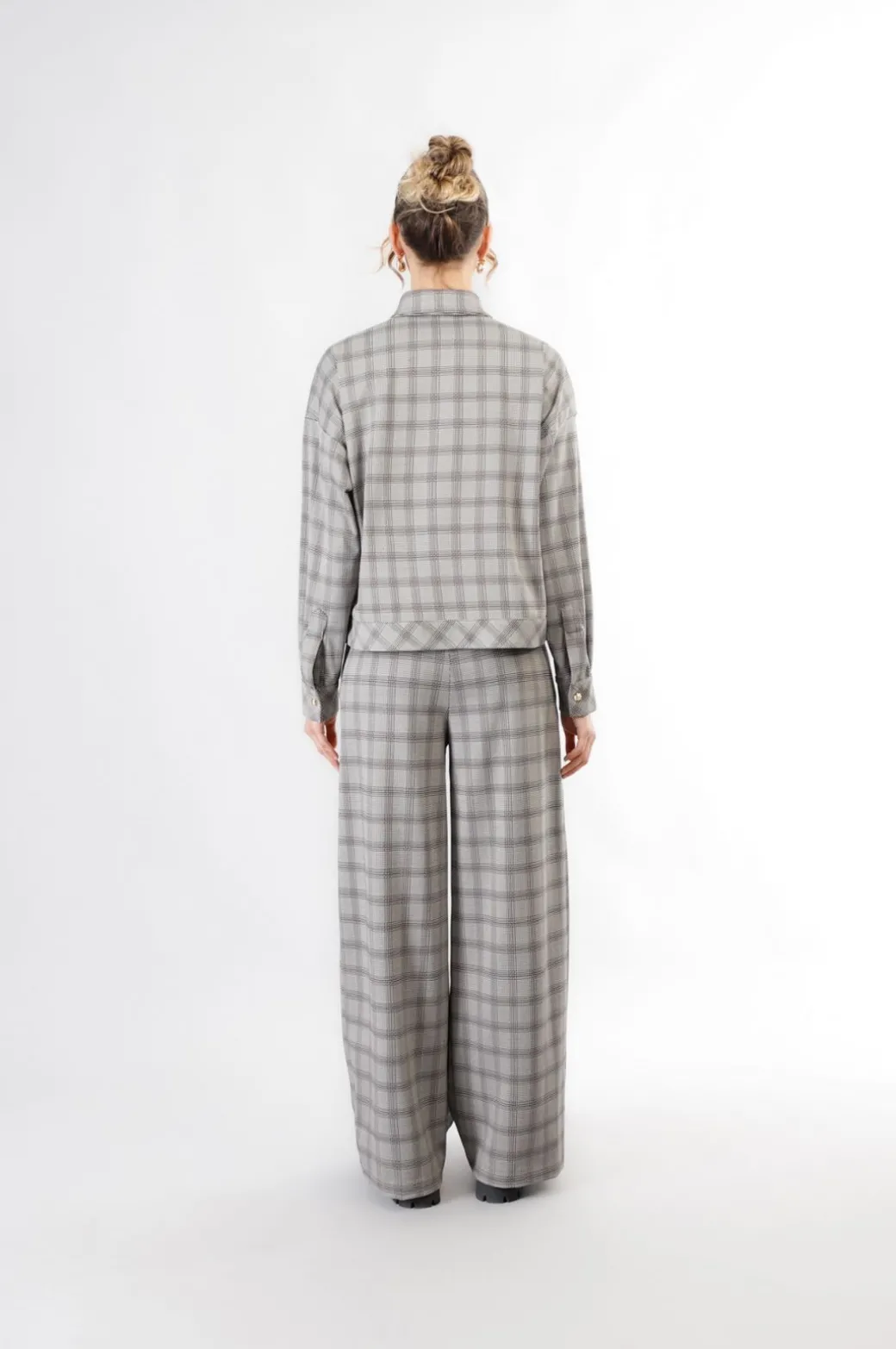 giubbino tipo bomber tessuto elasticizzato principe di galles