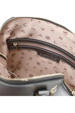 mini bag con lettere pendenti