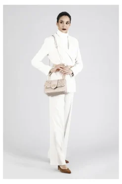 minibag con patta e  borchie semisferiche