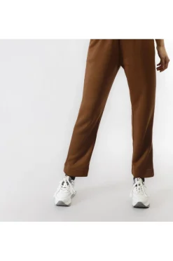 pantaloni modello jogger  mano calda caramello