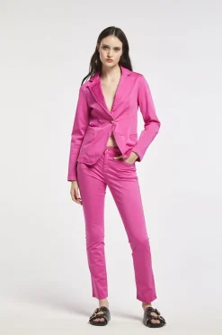 pantaloni slim tinto capo realizzati in tessuto di cotone elasticizzato azalea