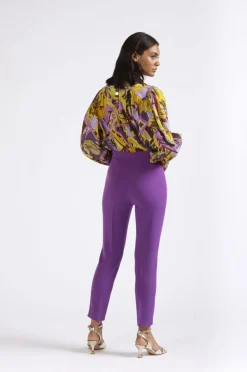 pantaloni tipo sigaretta viola