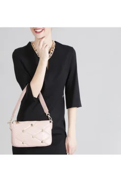 pochette trapuntata con borchie esagonali nude