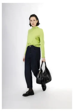 sacca con accessorio chiusura sul manico nero