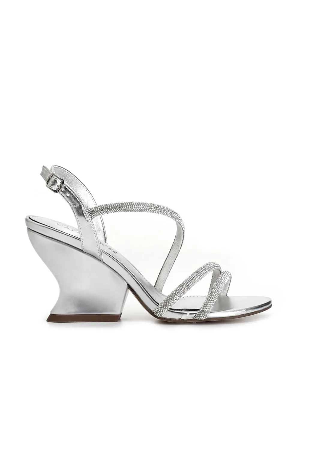 sandali asimmetrici effetto laminato con strass argento