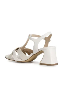 sandali modello a "t" in camoscio e nappa con accessorio catena sabbia