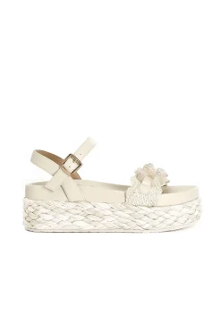 sandalo gilda in raffia e accessorio naturale