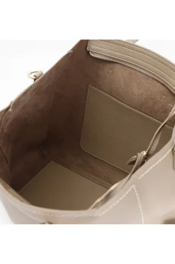 shopping sfoderata con charms sabbia