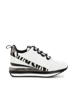 sneakers in pelle con inserti animalier e laminati