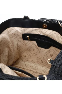 tote a lavorazione crochet con charm colorato a cuore con bordo in rafia nero