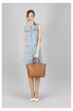 tote con applicazioni di rivetti cuoio