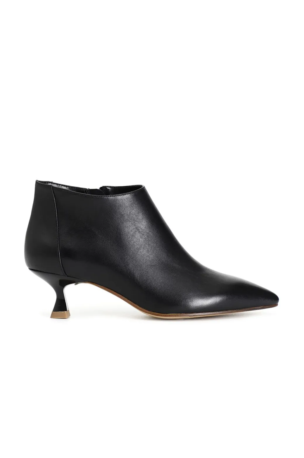 tronchetti affusolati in pelle con cerniera laterale e tacchetto medio nero