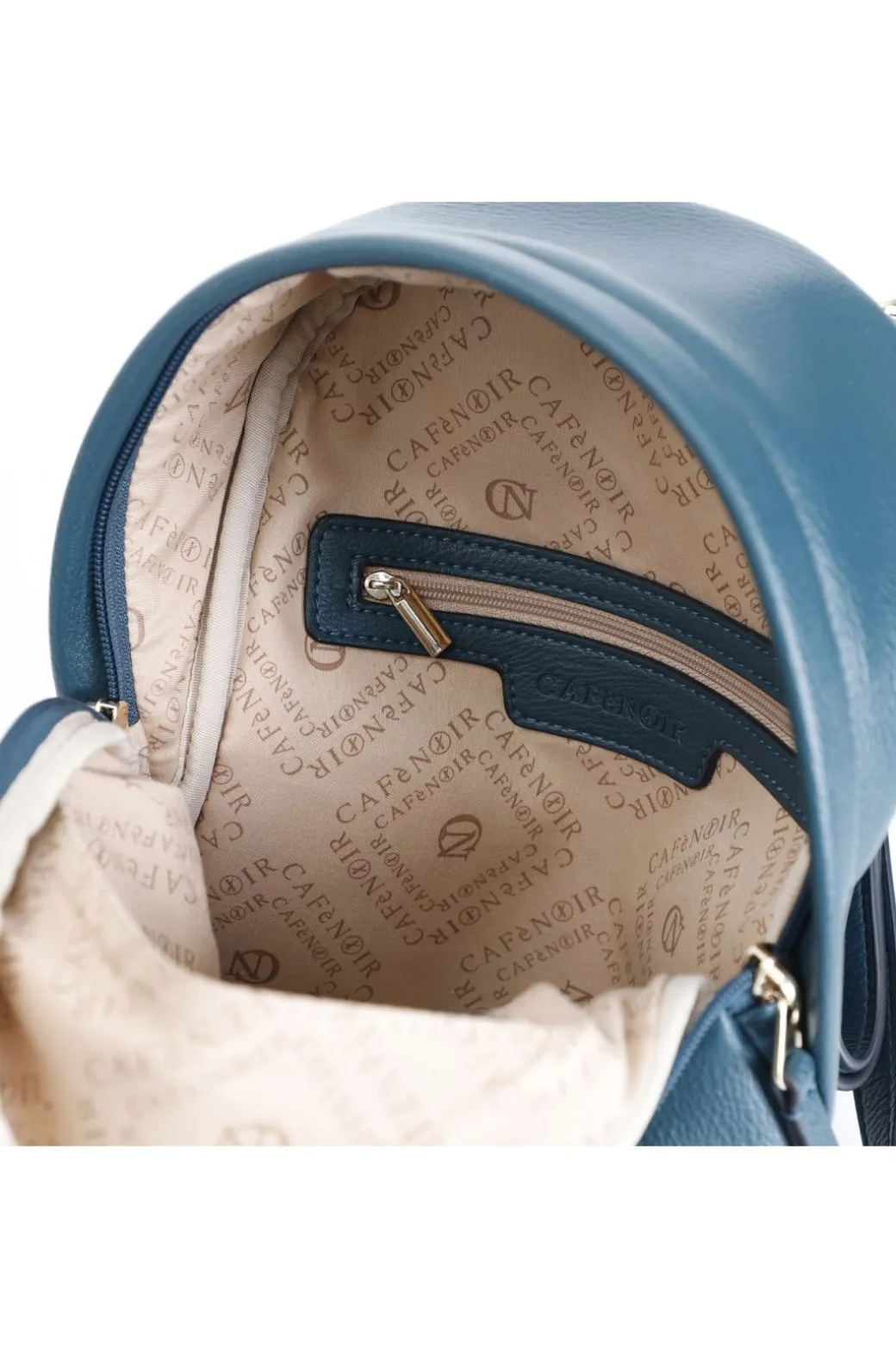 zaino con logo in rilievo e tasca con zip sul davanti verde