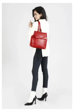 zaino imbottito con patta frontale