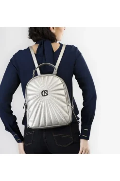 zaino trapuntato con logo in metallo canna di fucile