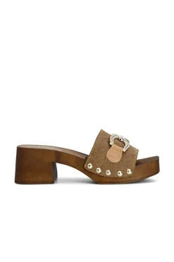 zoccoli in pelle scamosciata con morsetto brandy